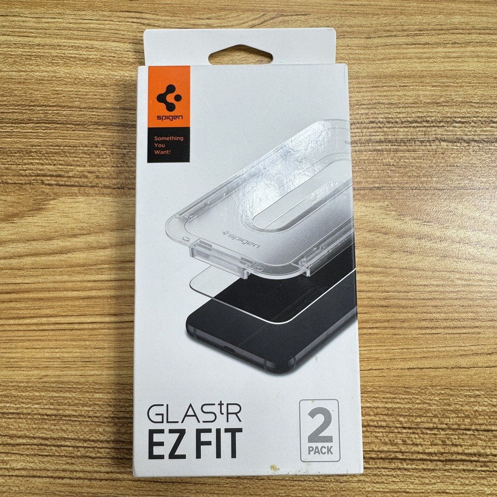 Spigen Samsung Galaxy S22 GLAStR EZ Fit‎ Screen Protector 2 Pack AGL05179